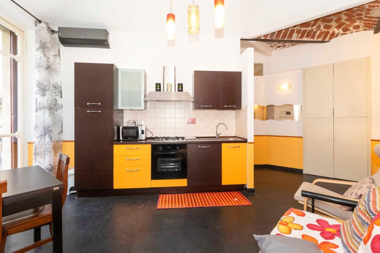 Colourful & Cozy Apartment Cenisia Турин Экстерьер фото
