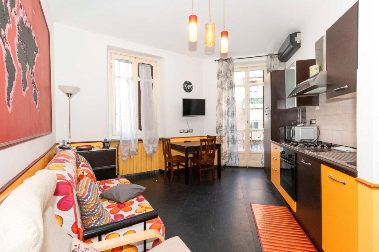 Colourful & Cozy Apartment Cenisia Турин Экстерьер фото