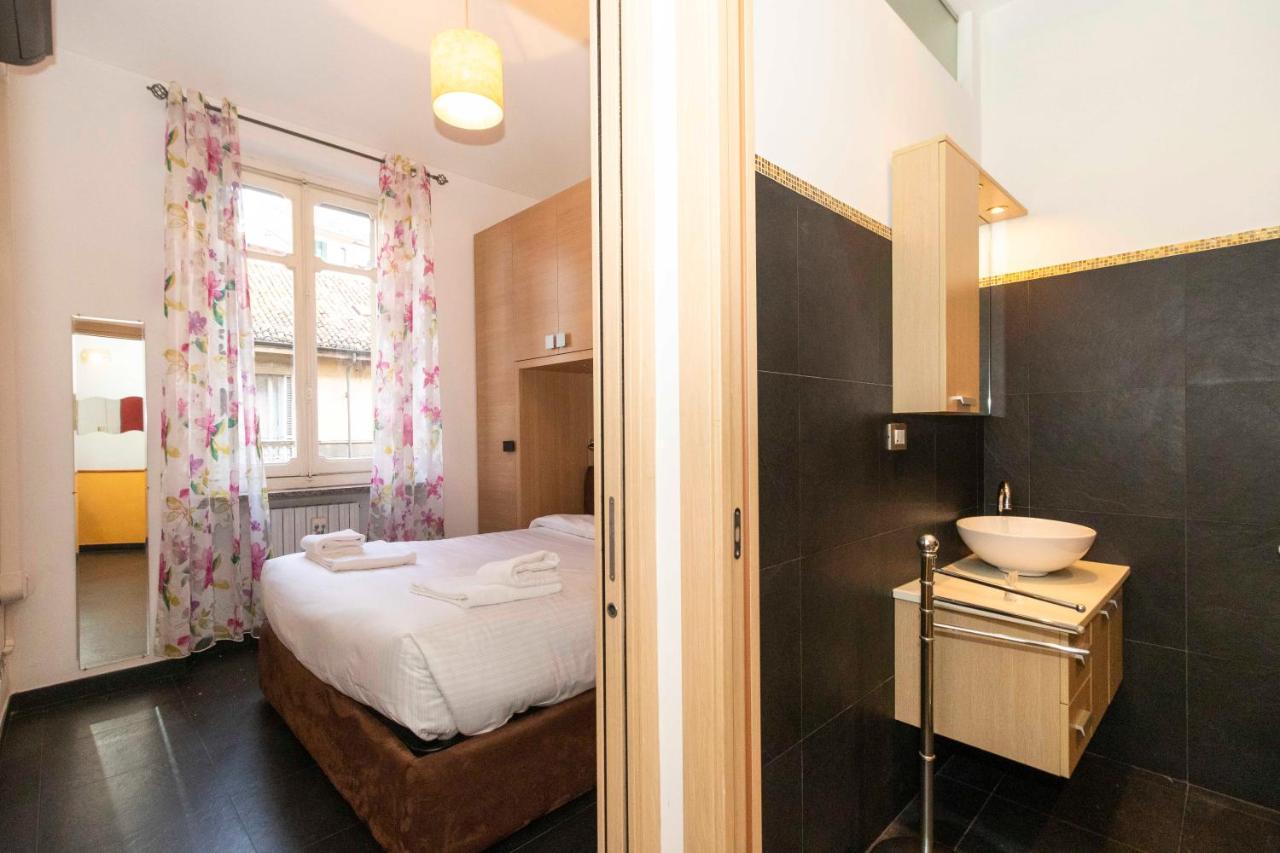 Colourful & Cozy Apartment Cenisia Турин Экстерьер фото